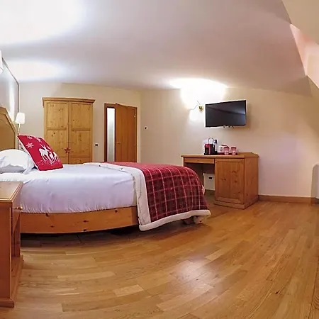 Abete Bianco Hotell